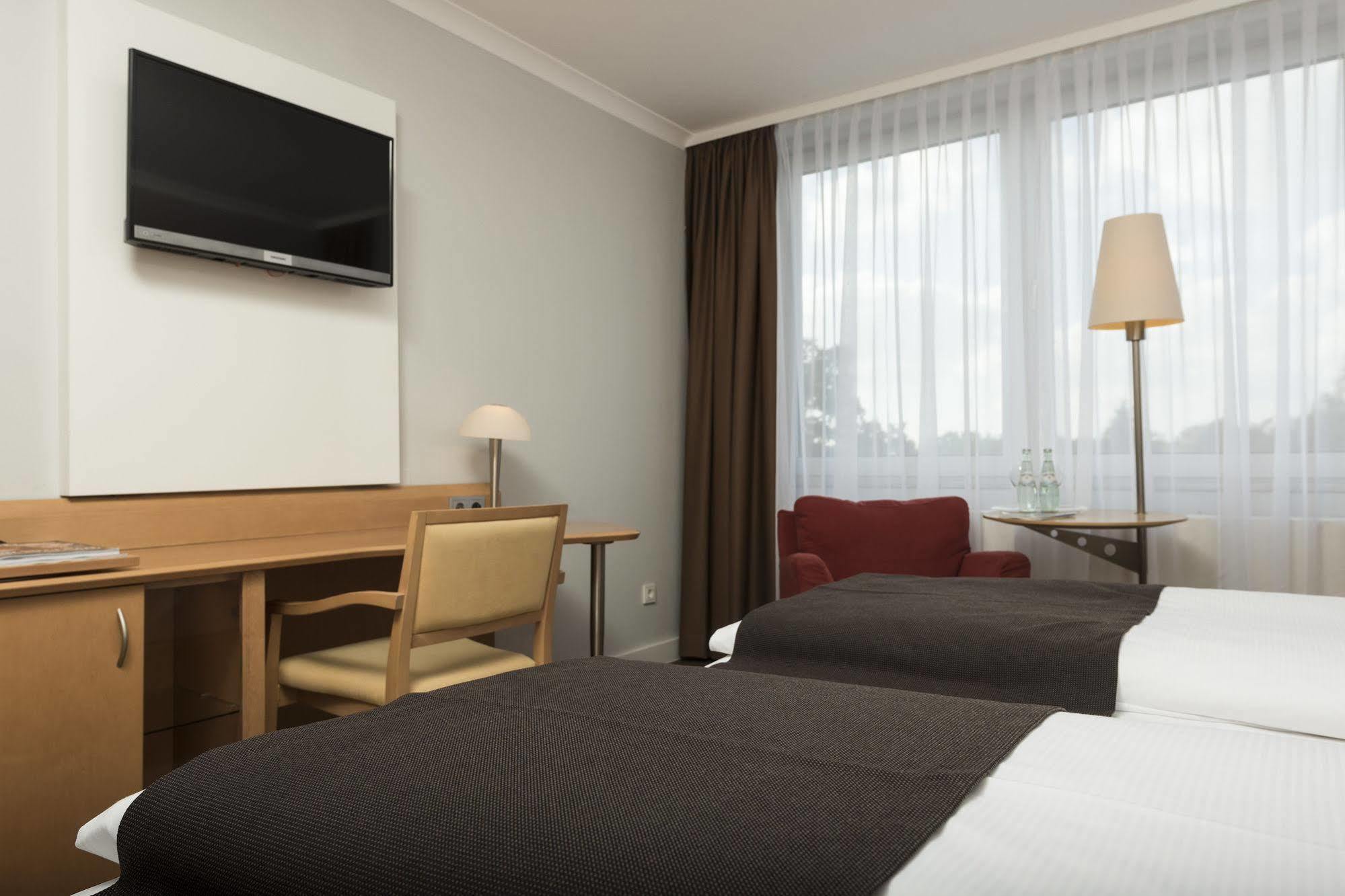 Essential By Dorint Bremen-vahr Hotel Brema
